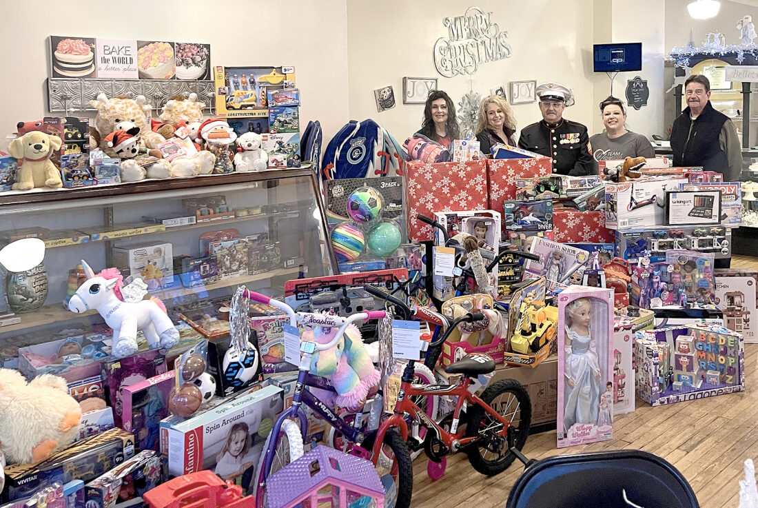 Giving back | News, Sports, Jobs - Weirton Daily Times - Vimarsana News